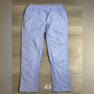 lululemon athletica Lavender Cropped Pants Size 6